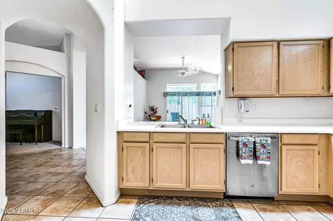 1136 E Wildwood Dr, Phoenix, AZ 85048 photo 15