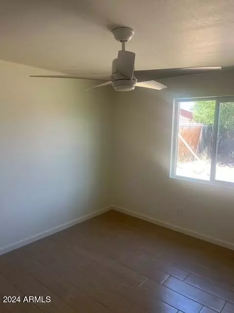 2019 N 70th Dr, Phoenix, AZ 85035 photo 29