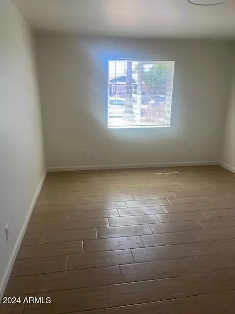 2019 N 70th Dr, Phoenix, AZ 85035 photo 20