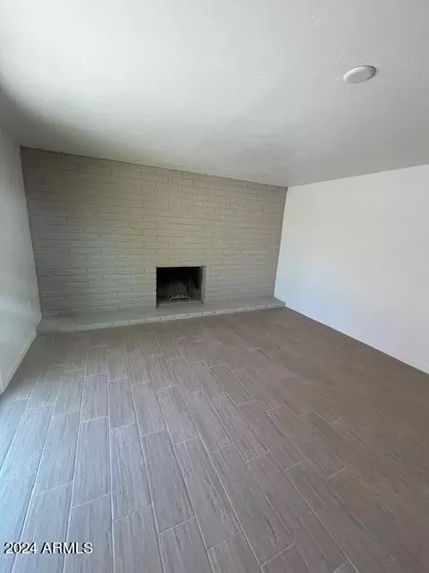 2019 N 70th Dr, Phoenix, AZ 85035 photo 7