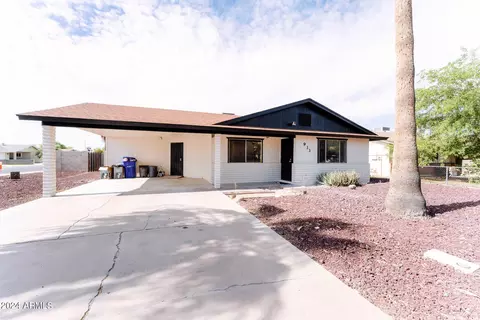 933 W Park Ave, Chandler, AZ 85225