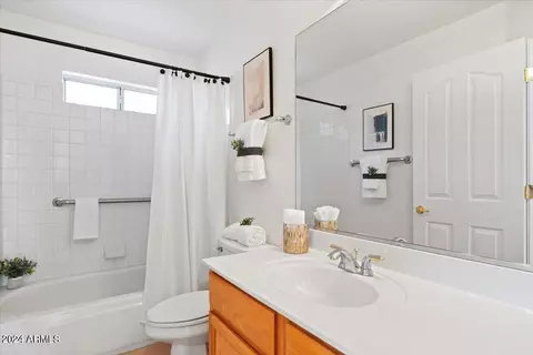 1601 E Waltann Ln, Phoenix, AZ 85022 photo 27