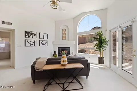1601 E Waltann Ln, Phoenix, AZ 85022 photo 10