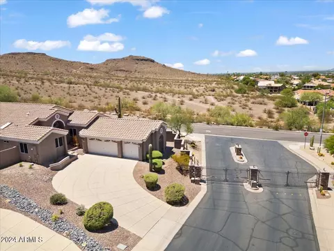 1601 E Waltann Ln, Phoenix, AZ 85022 photo 3