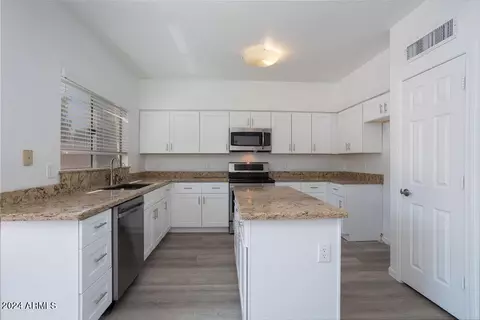 15210 S 44th Pl, Phoenix, AZ 85044 photo 17