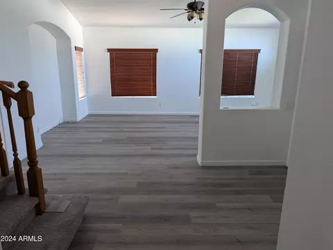 15210 S 44th Pl, Phoenix, AZ 85044 photo 5