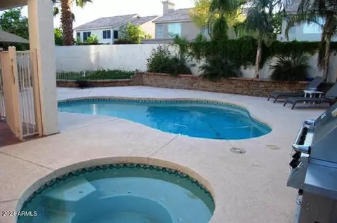 15210 S 44th Pl, Phoenix, AZ 85044 photo 2