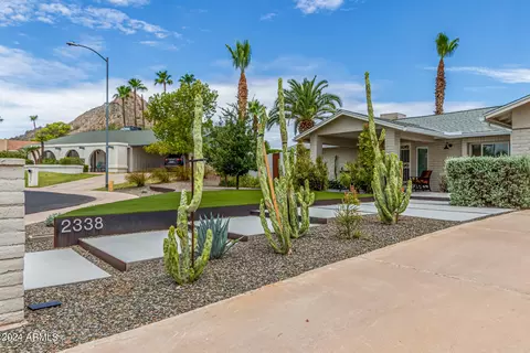 2338 E Mescal St, Phoenix, AZ 85028