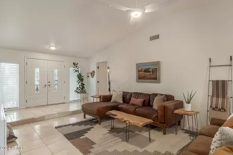 2338 E Mescal St, Phoenix, AZ 85028 photo 12
