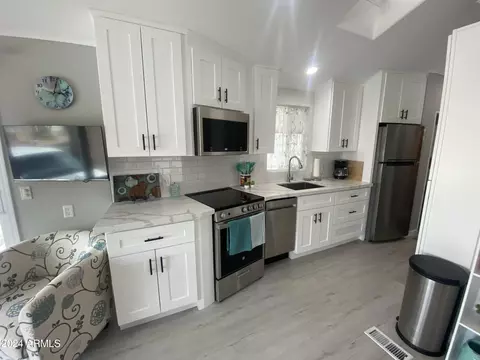 2270 S Seminole Dr, Apache Junction, AZ 85119 photo 4