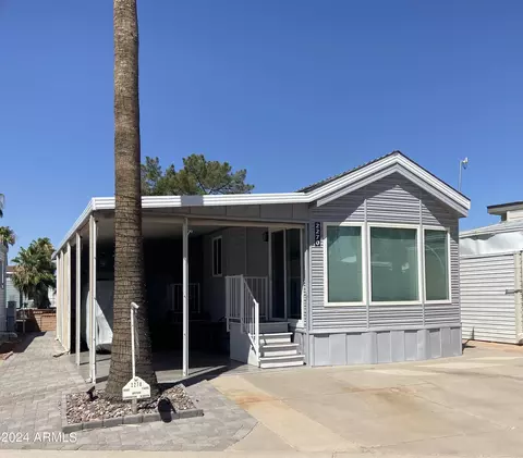 2270 S Seminole Dr, Apache Junction, AZ 85119