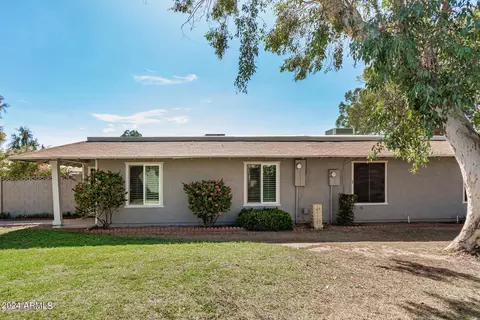 5045 W New World Dr, Glendale, AZ 85302