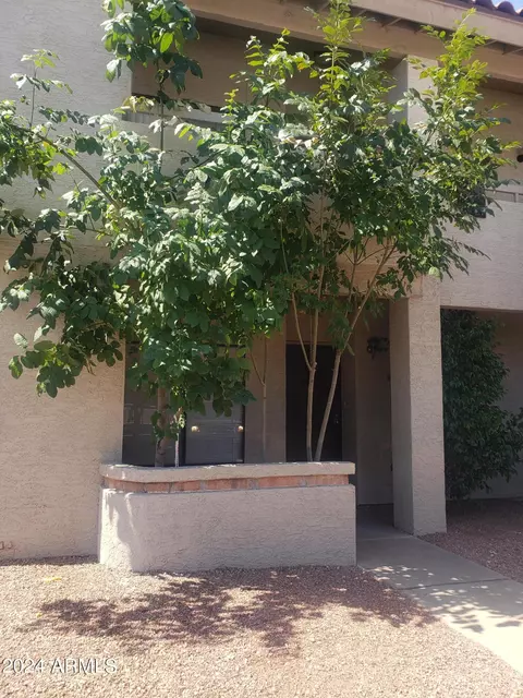 11666 N 28th Dr #121, Phoenix, AZ 85029