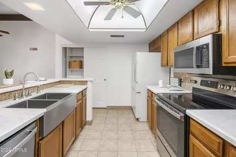 2254 E Fairview Cir, Mesa, AZ 85204 photo 11