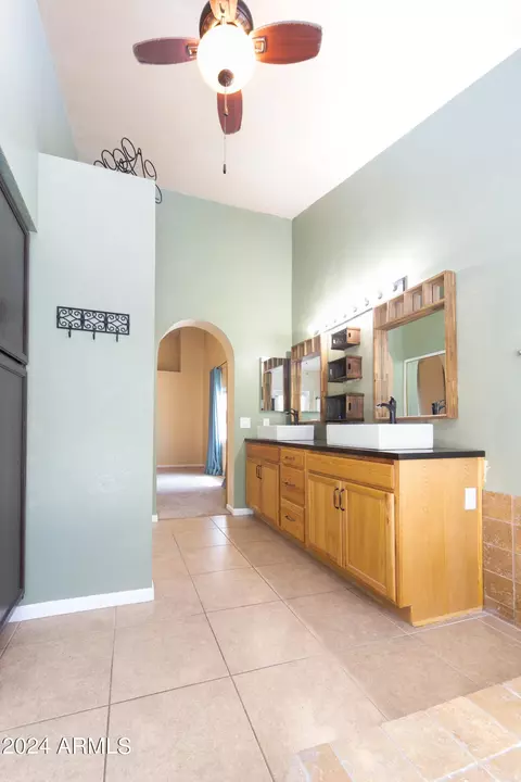 508 W Comstock Dr, Gilbert, AZ 85233 photo 15