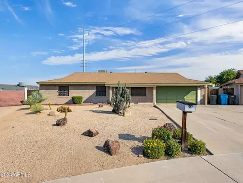 18446 N 30th Ln, Phoenix, AZ 85053 photo 2