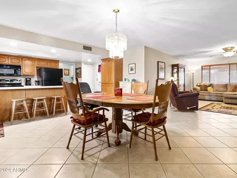 18446 N 30th Ln, Phoenix, AZ 85053 photo 11