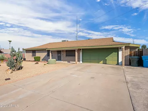 18446 N 30th Ln, Phoenix, AZ 85053 photo 3