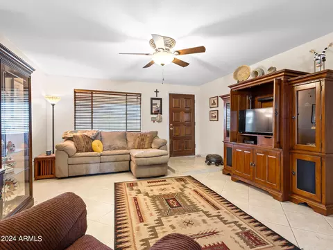 18446 N 30th Ln, Phoenix, AZ 85053 photo 6