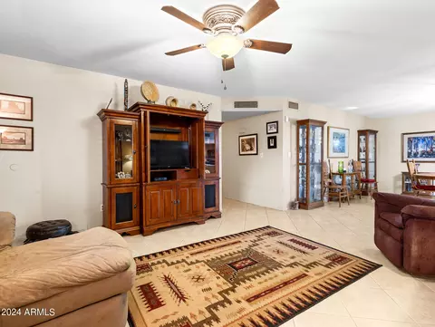 18446 N 30th Ln, Phoenix, AZ 85053 photo 5