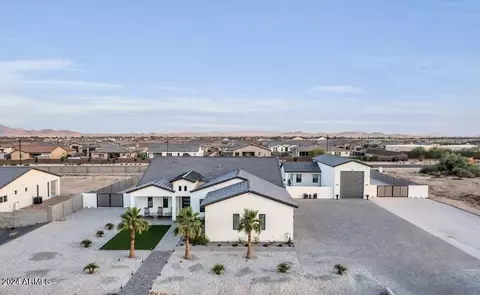 19825 W Mitchell Ct, Buckeye, AZ 85396