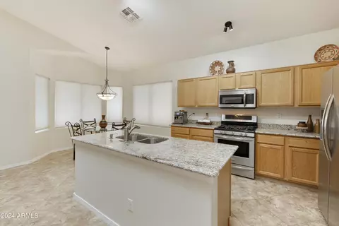 3875 E Vaughn Ave, Gilbert, AZ 85234 photo 9