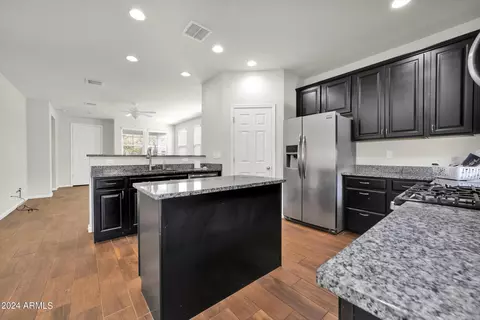 Kitchen - 7217 E Osage Ave, Mesa, AZ 85212 photo 3 of 6