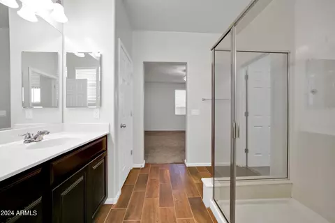Bath - 7217 E Osage Ave, Mesa, AZ 85212 photo 10 of 10