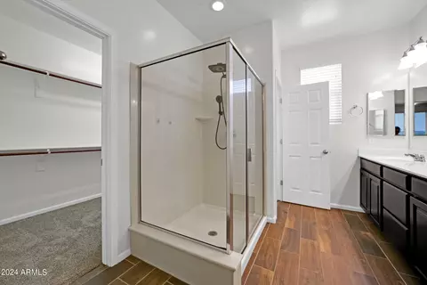 Bath - 7217 E Osage Ave, Mesa, AZ 85212 photo 5 of 10