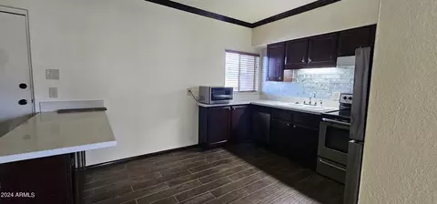 349 E Thomas Rd #E404, Phoenix, AZ 85012 photo 11