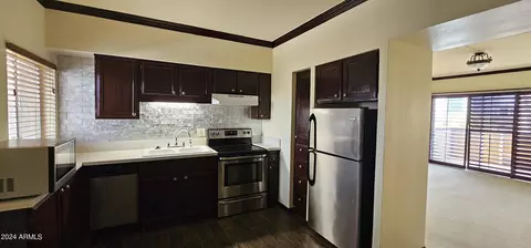 349 E Thomas Rd #E404, Phoenix, AZ 85012 photo 9