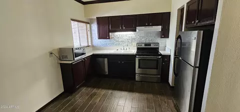 349 E Thomas Rd #E404, Phoenix, AZ 85012 photo 8