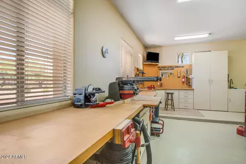 726 E Shawna Ct, Phoenix, AZ 85086 photo 12