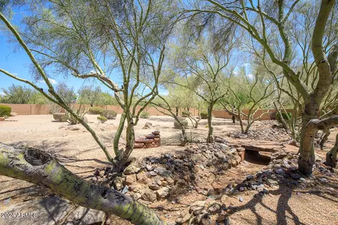 726 E Shawna Ct, Phoenix, AZ 85086 photo 23
