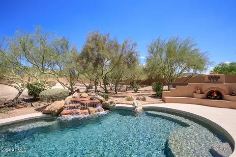 726 E Shawna Ct, Phoenix, AZ 85086 photo 15
