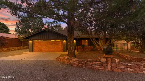 120 Stutz Bearcat Dr, Sedona, AZ 86336