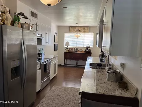 3442 N 47 Way, Phoenix, AZ 85018 photo 11