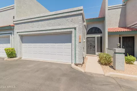 8717 N 67th Dr, Peoria, AZ 85345