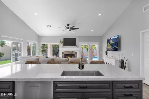 4117 Encanto St, Mesa, AZ 85205 photo 9