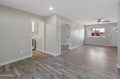 4323 E Michelle Dr, Phoenix, AZ 85032 photo 5