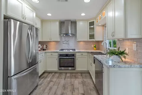 4323 E Michelle Dr, Phoenix, AZ 85032 photo 10