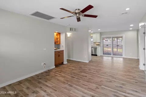4323 E Michelle Dr, Phoenix, AZ 85032 photo 2