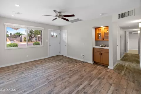4323 E Michelle Dr, Phoenix, AZ 85032 photo 3