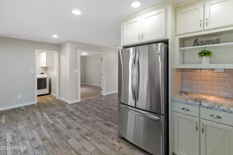 4323 E Michelle Dr, Phoenix, AZ 85032 photo 12