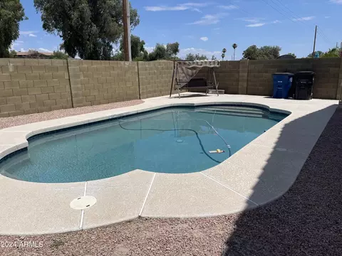 Exterior - 1027 N Sparrow Dr, Gilbert, AZ 85234 photo 2 of 2