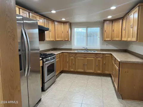 2144 W Cholla St, Phoenix, AZ 85029 photo 4