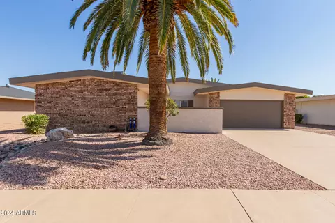 10633 W Mimosa Dr, Sun City, AZ 85373