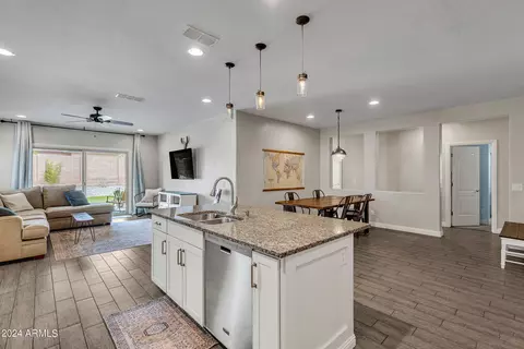 11042 E Topaz Ave, Mesa, AZ 85212 photo 13