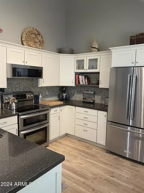 1834 E Citation Ln, Tempe, AZ 85284 photo 2