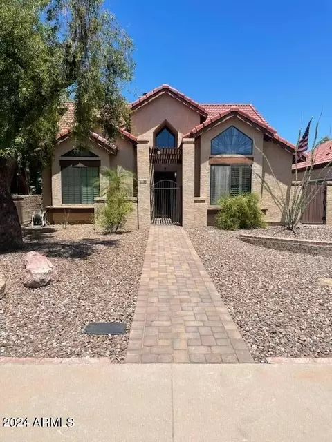 1834 E Citation Ln, Tempe, AZ 85284